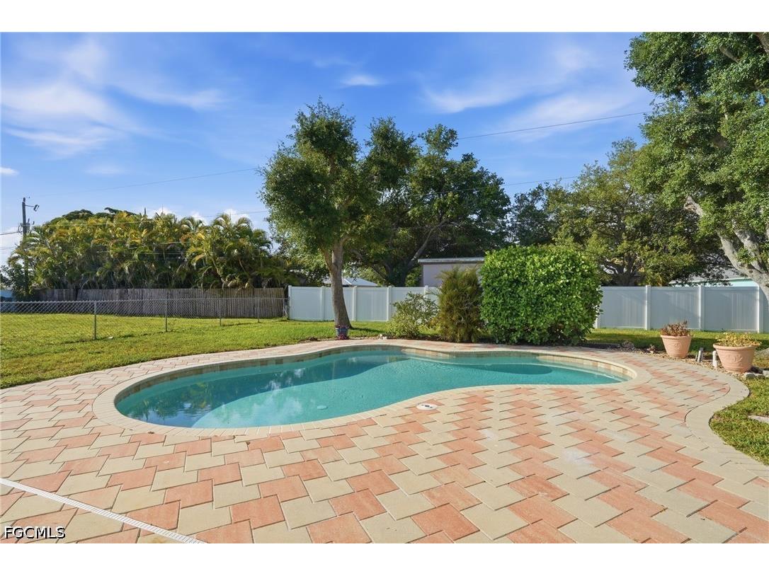 2004 NE 5th Terrace Cape Coral FL 33909 2026020527 image2