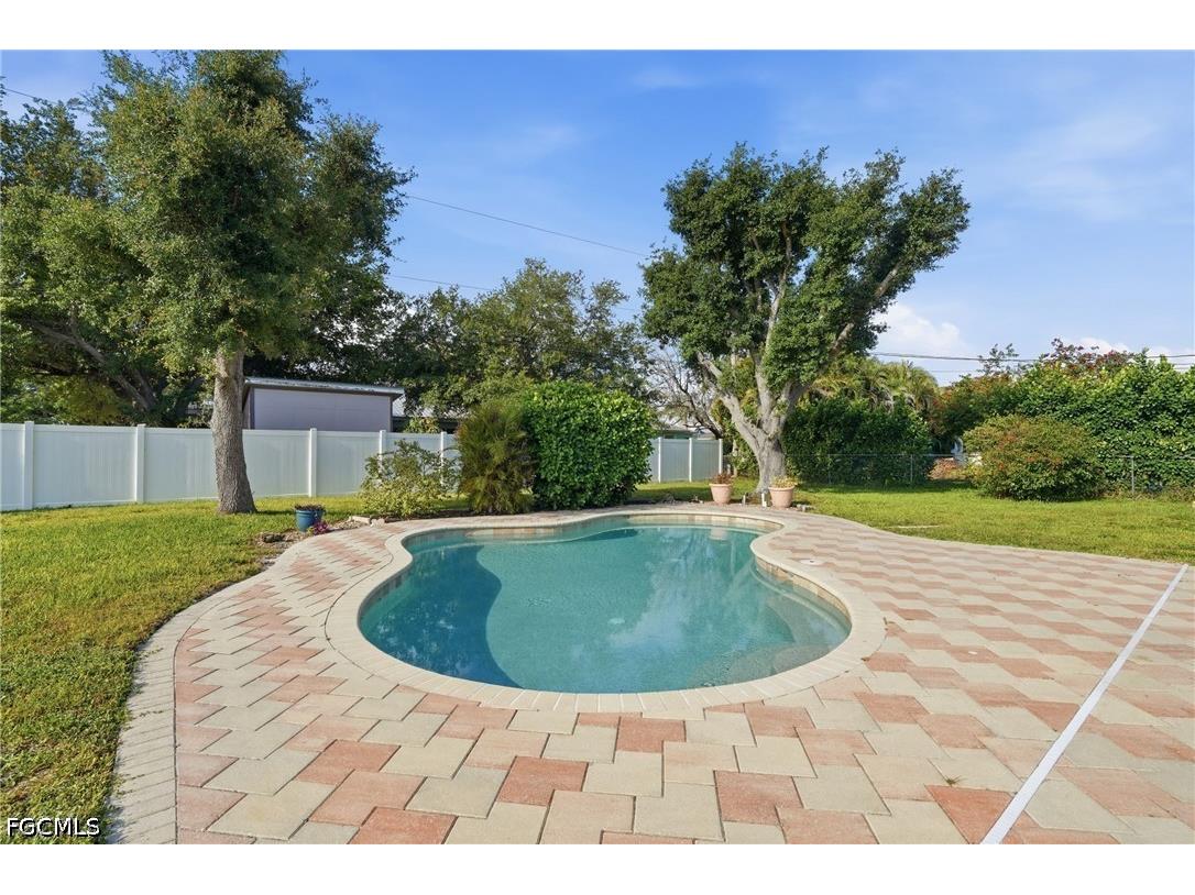 2004 NE 5th Terrace Cape Coral FL 33909 2026020527 image3