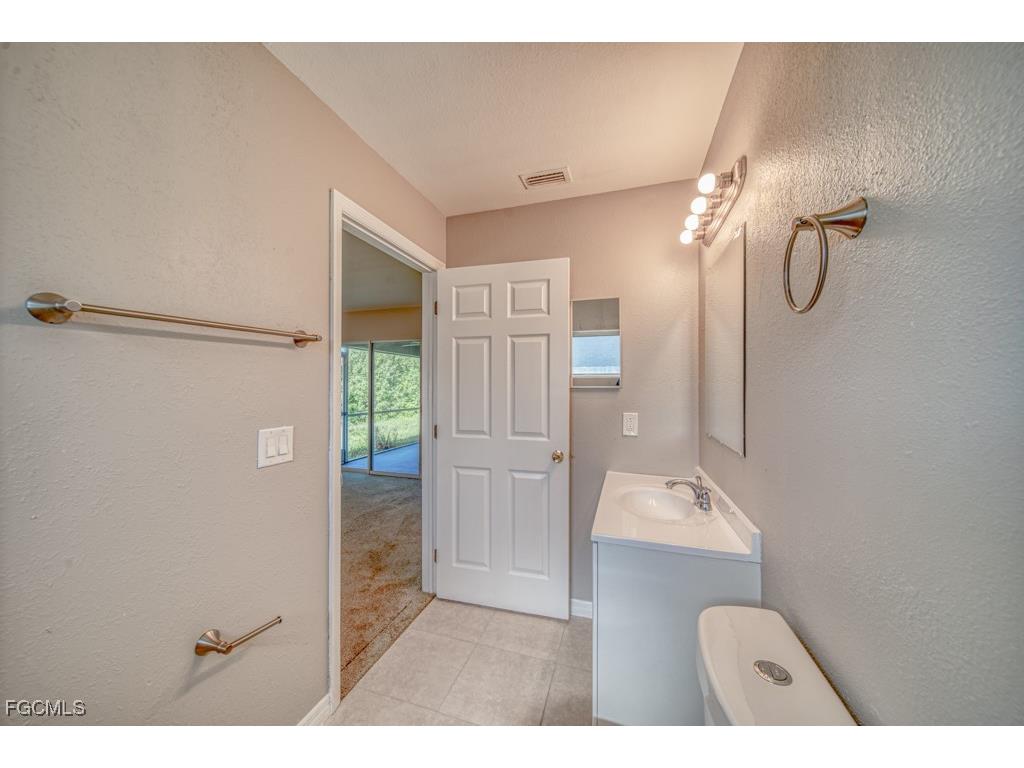 2004 NE 6th Street Cape Coral FL 33909 2025002562 image11