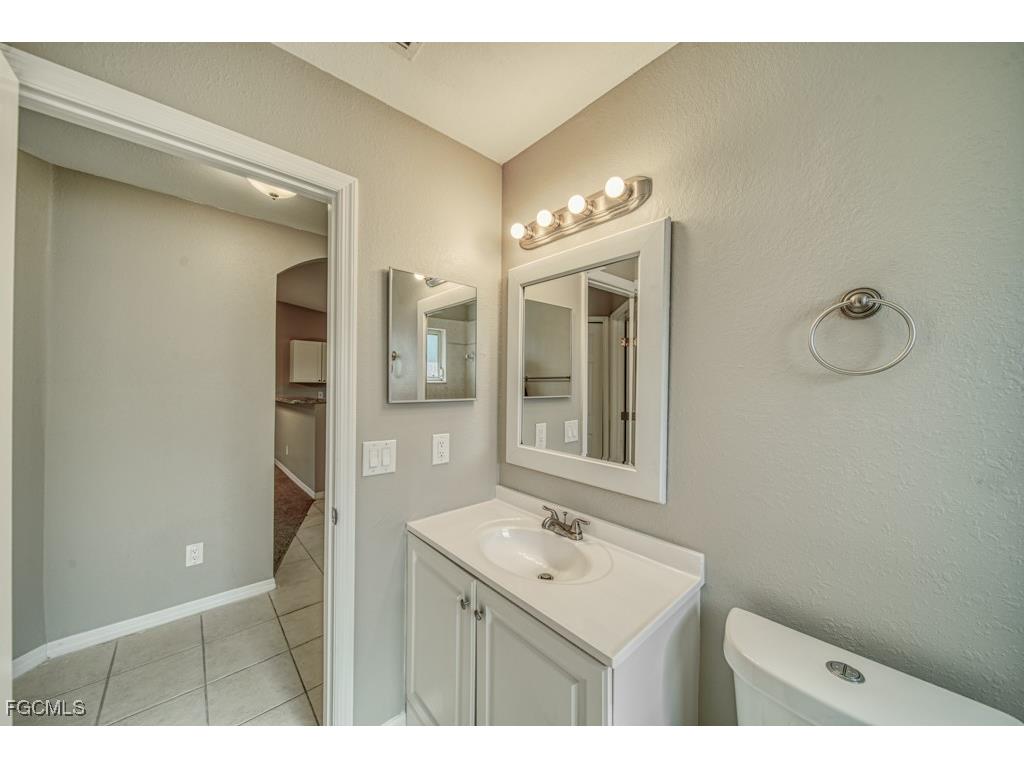 2004 NE 6th Street Cape Coral FL 33909 2025002562 image16