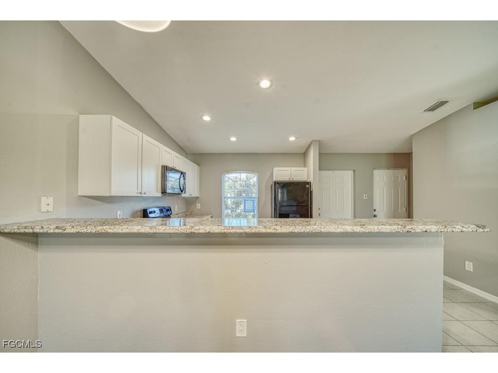 2004 NE 6th Street Cape Coral FL 33909 2025002562 image24