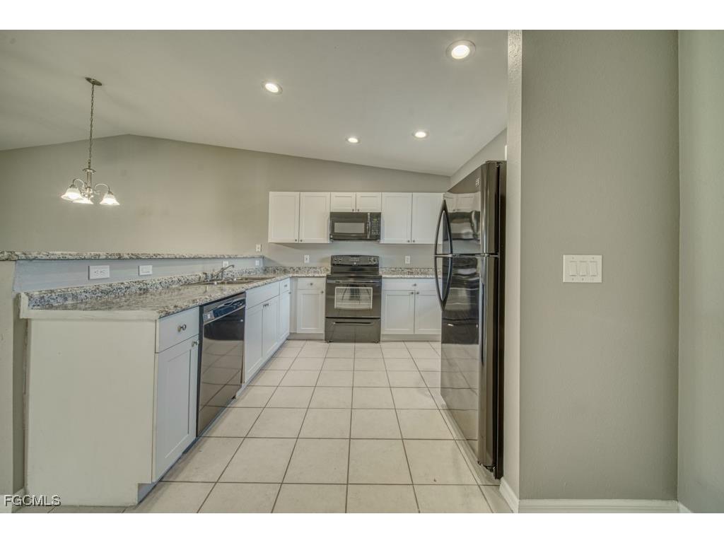 2004 NE 6th Street Cape Coral FL 33909 2025002562 image26