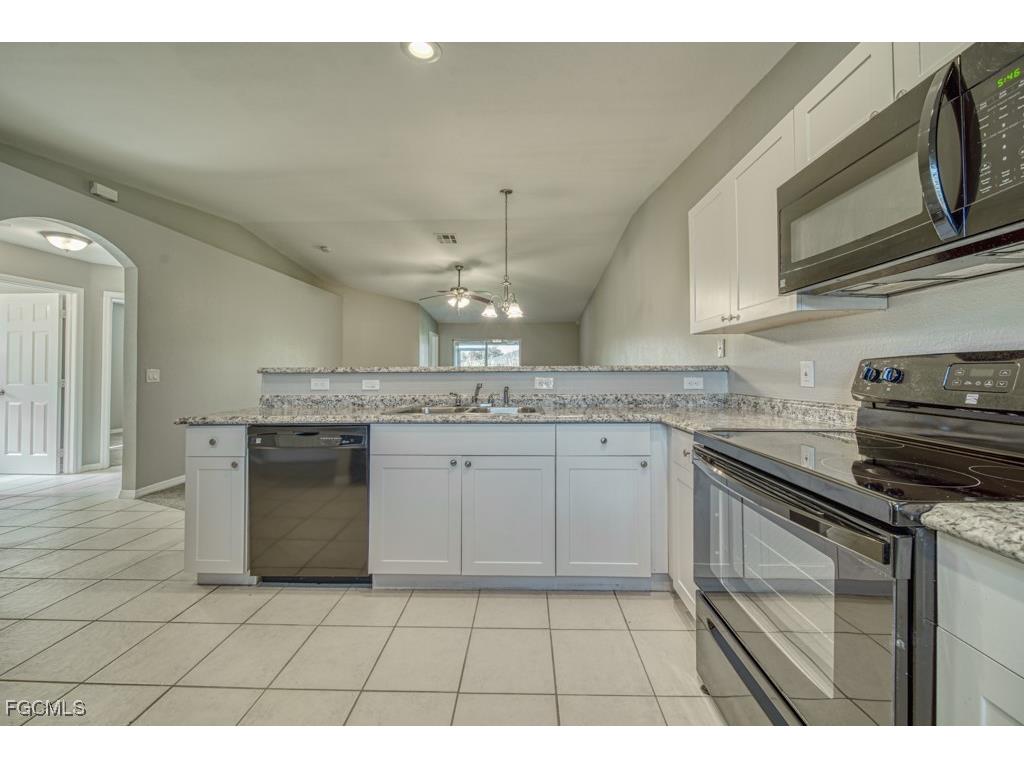 2004 NE 6th Street Cape Coral FL 33909 2025002562 image28