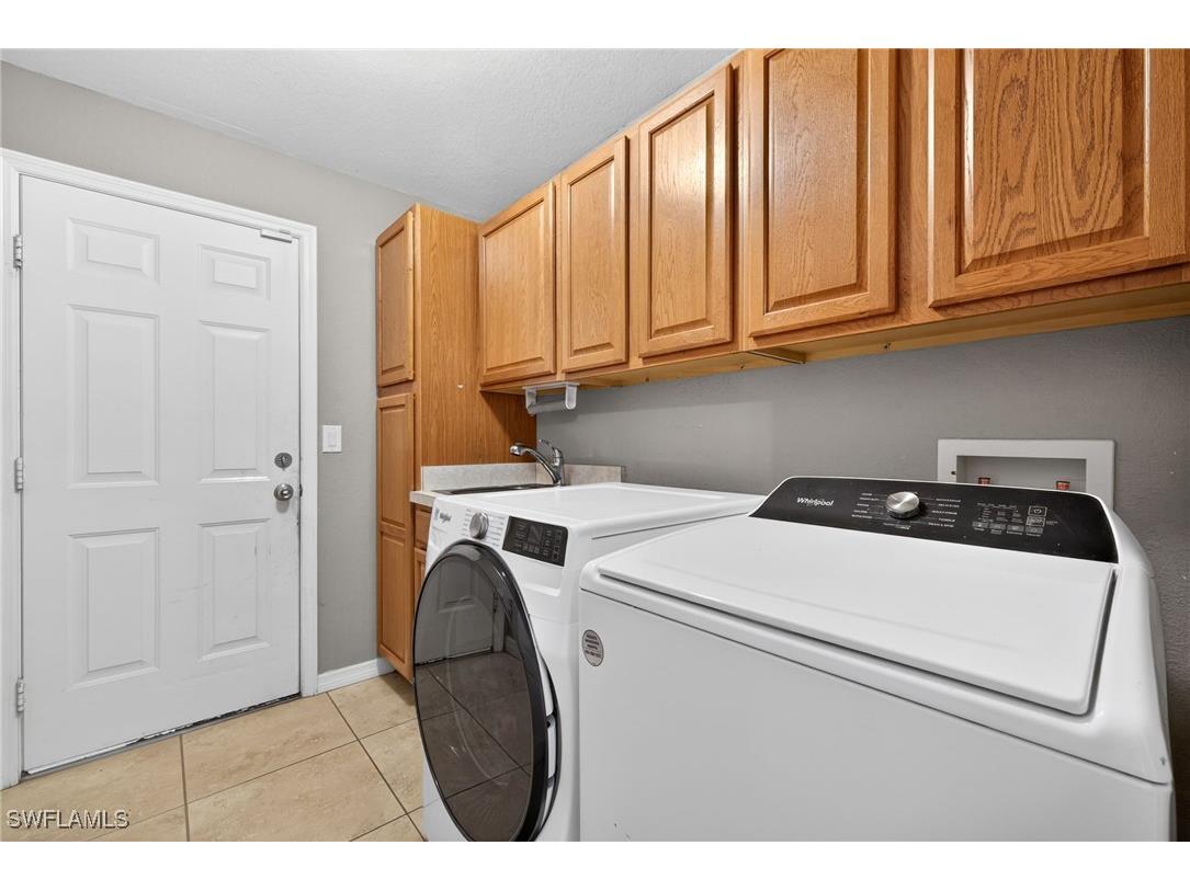 2004 NW 23rd Terrace Cape Coral FL 33993 225083485 image31