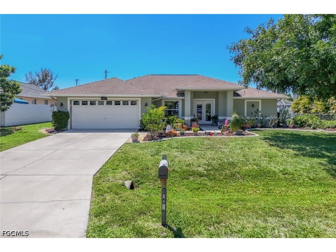 2004 SE 8th Avenue Cape Coral FL 33990 2026018352 image1