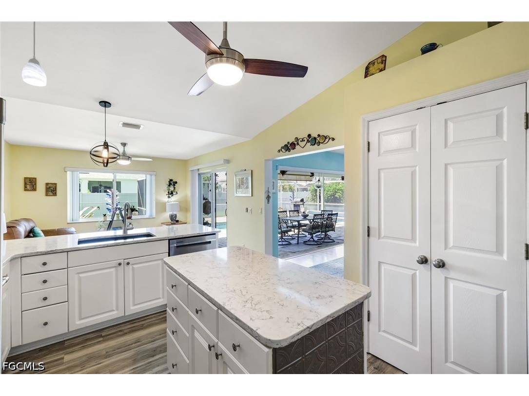 2004 SE 8th Avenue Cape Coral FL 33990 2026018352 image10