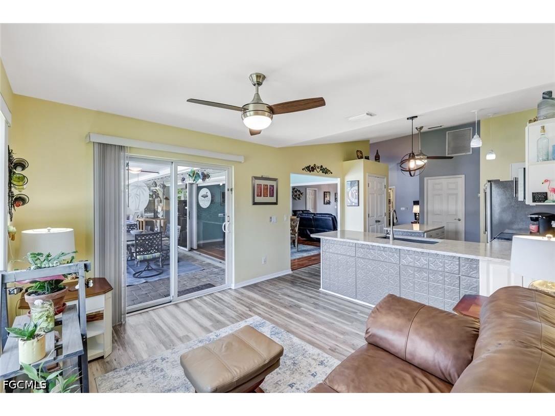 2004 SE 8th Avenue Cape Coral FL 33990 2026018352 image14