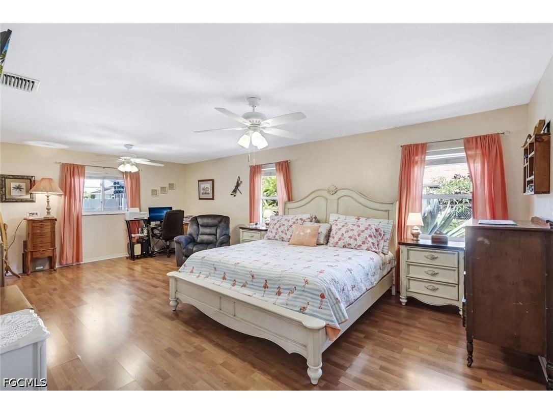 2004 SE 8th Avenue Cape Coral FL 33990 2026018352 image16