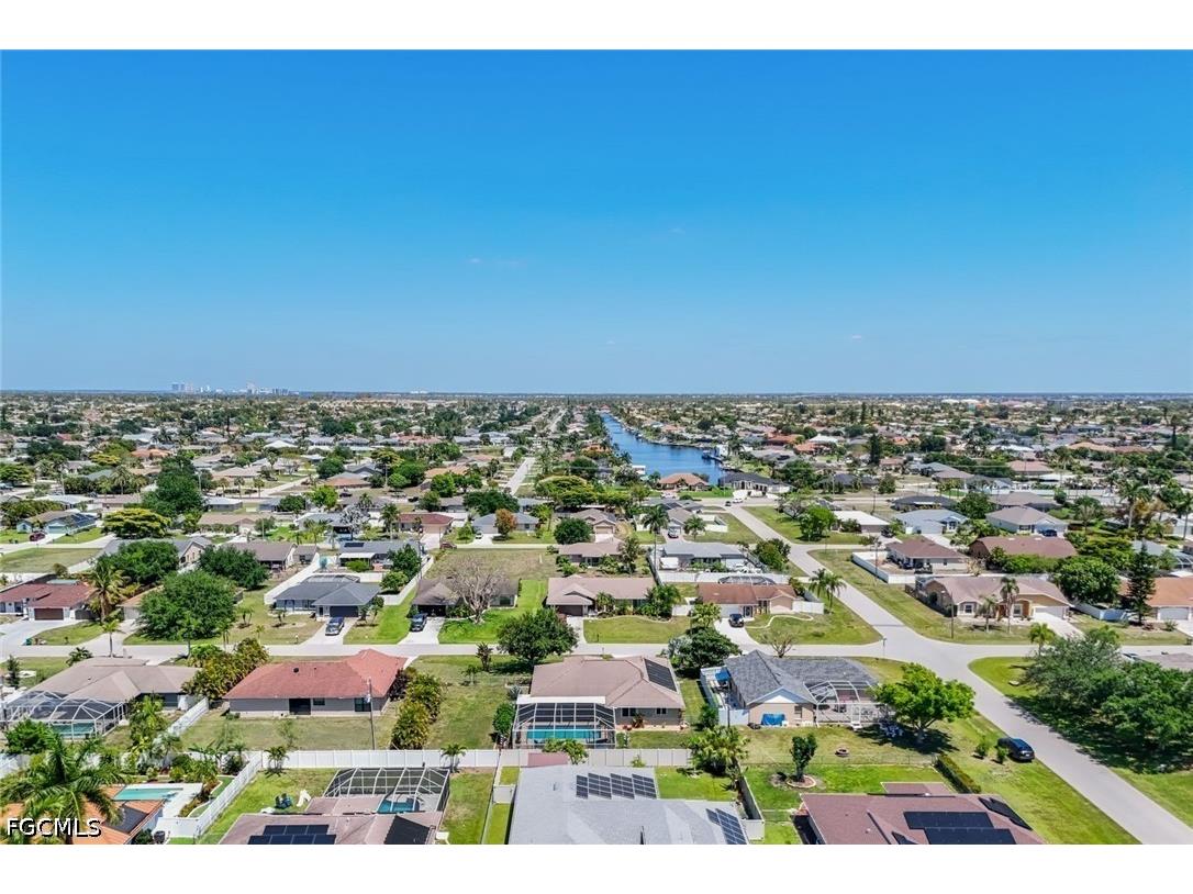 2004 SE 8th Avenue Cape Coral FL 33990 2026018352 image38