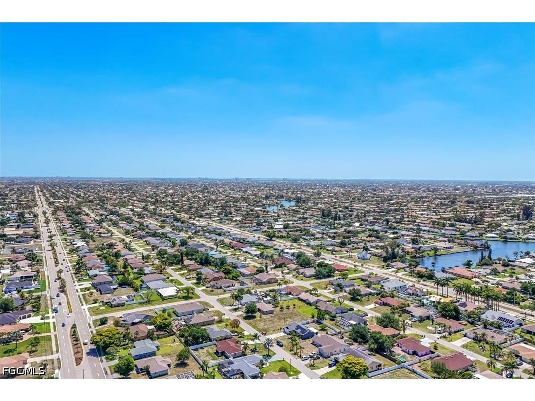 2004 SE 8th Avenue Cape Coral FL 33990 2026018352 image40