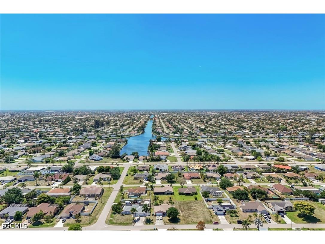 2004 SE 8th Avenue Cape Coral FL 33990 2026018352 image41