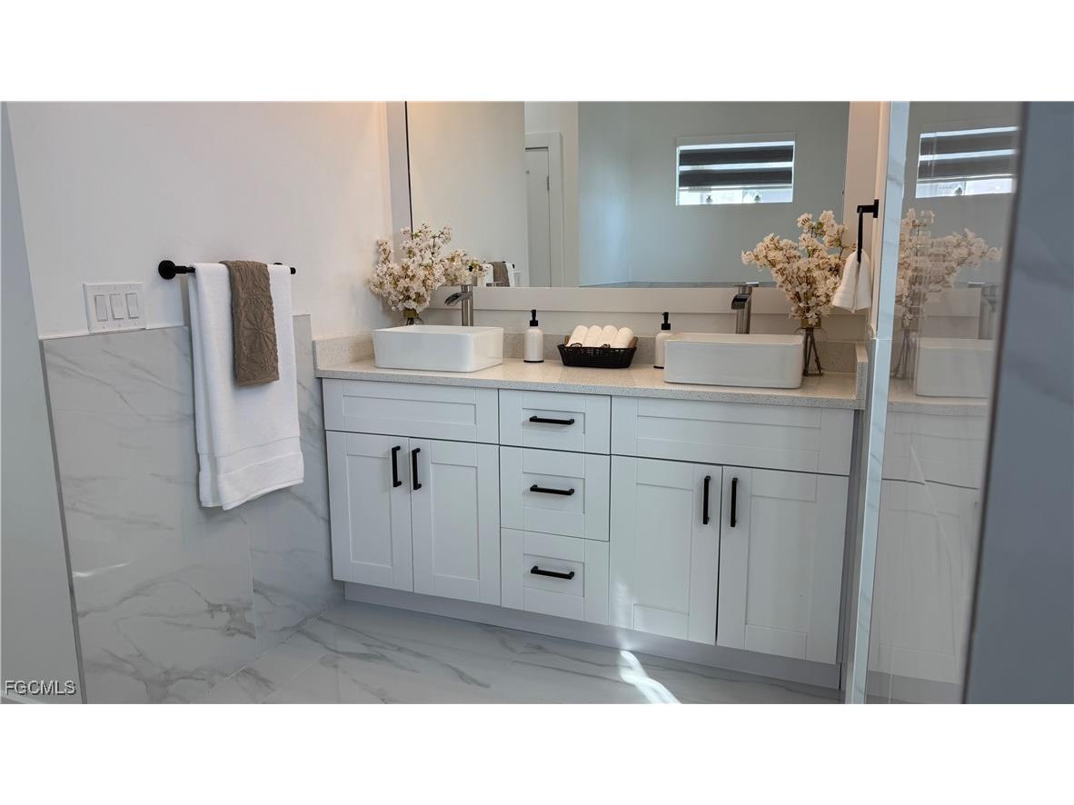 2004 Tropicana Parkway W Cape Coral FL 33993 2025010309 image17