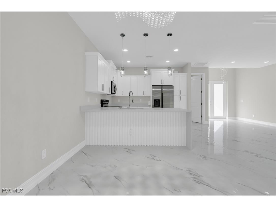 2004 W 17th Street Lehigh Acres FL 33972 2025012031 image9