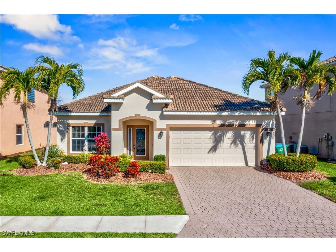 2005 Cape Heather Circle Cape Coral FL 33991 223084086 image1