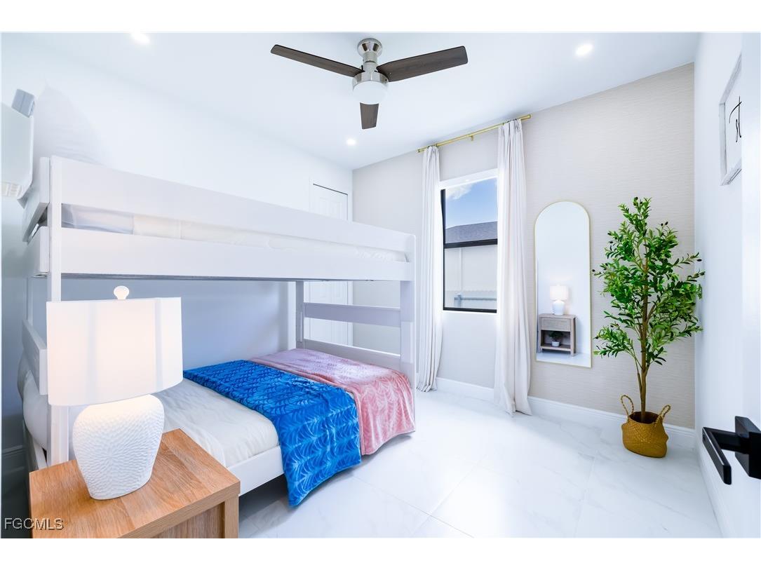 2005 Diplomat Parkway W Cape Coral FL 33993 2025016633 image10