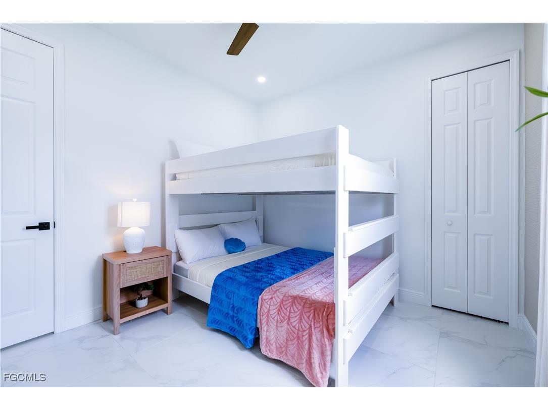 2005 Diplomat Parkway W Cape Coral FL 33993 2025016633 image11