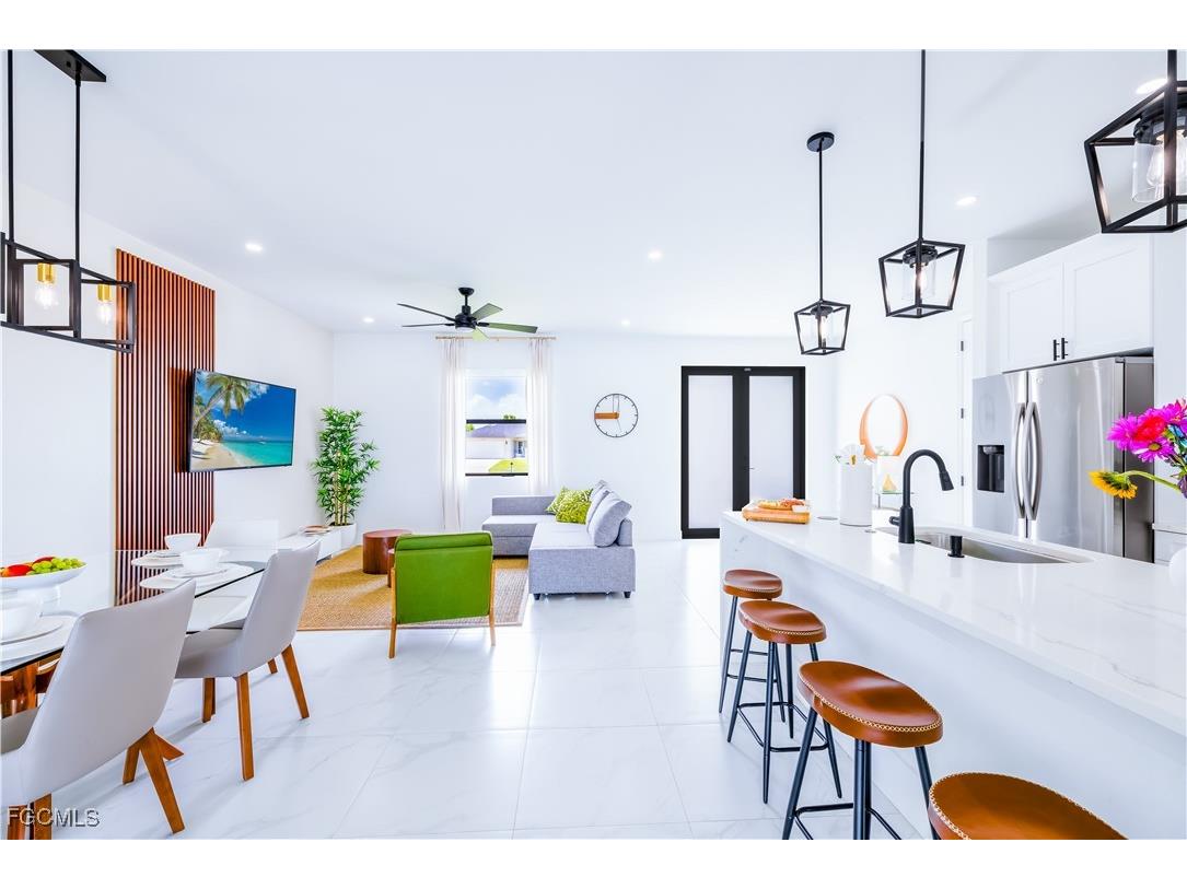 2005 Diplomat Parkway W Cape Coral FL 33993 2025016633 image2