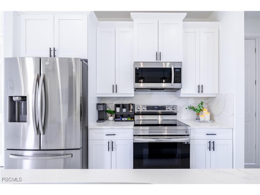 2005 Diplomat Parkway W Cape Coral FL 33993 2025016633 image21