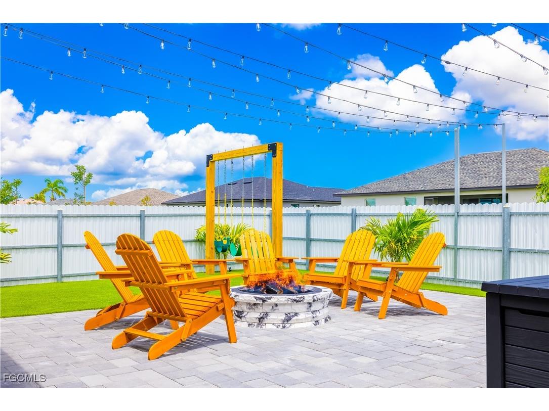 2005 Diplomat Parkway W Cape Coral FL 33993 2025016633 image32