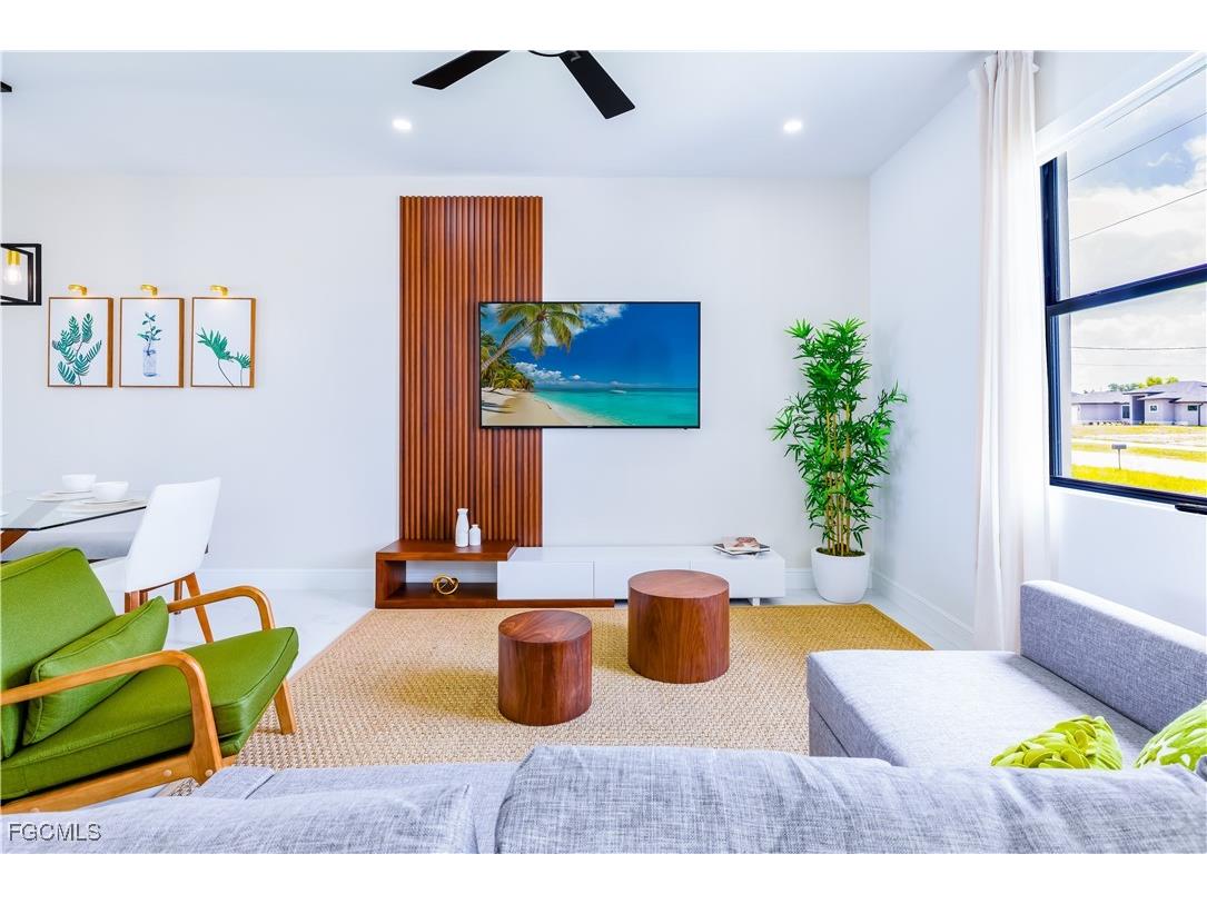 2005 Diplomat Parkway W Cape Coral FL 33993 2025016633 image5