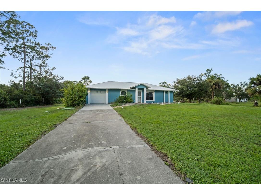 2005 Hamilton Avenue Alva FL 33920 223069490 image1