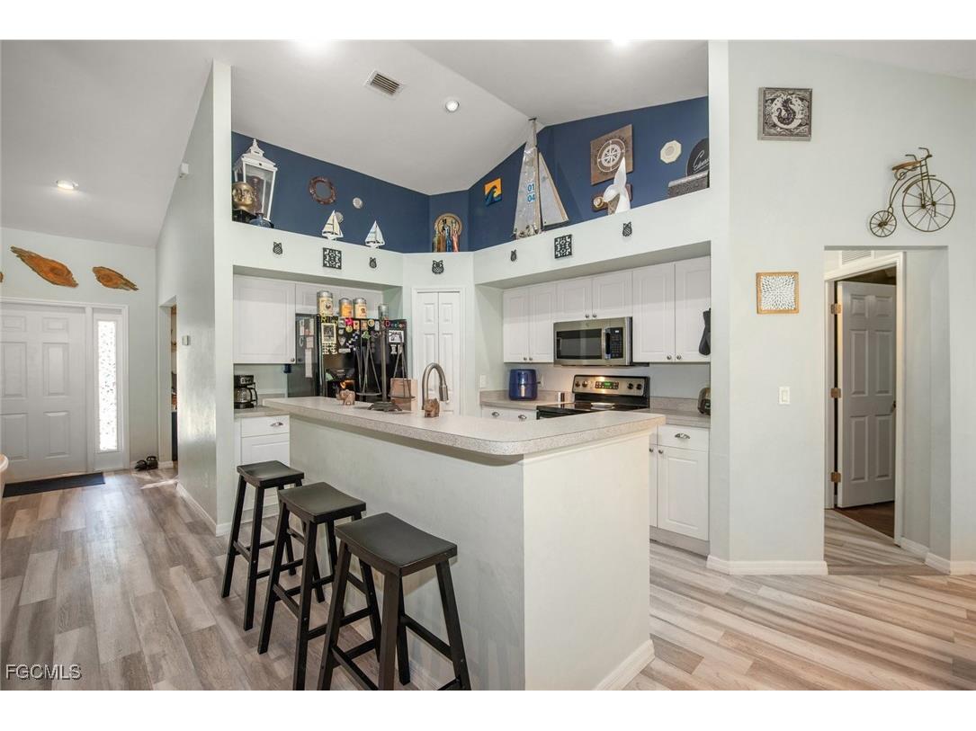 2005 Mcarthur Avenue Alva FL 33920 2025015608 image12