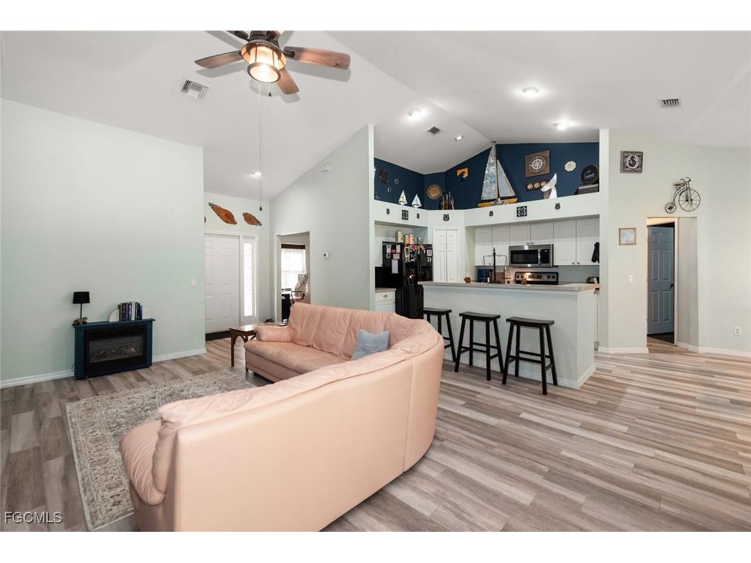 2005 Mcarthur Avenue Alva FL 33920 2025015608 image6