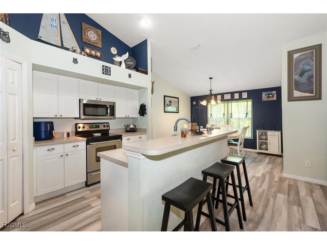 2005 Mcarthur Avenue Alva FL 33920 2025015608 image8