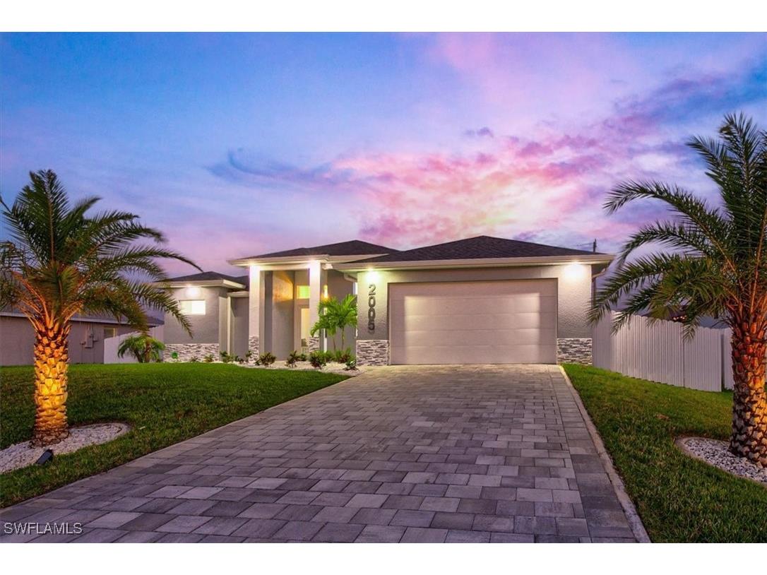2005 NE 13th Place Cape Coral FL 33909 225025754 image1