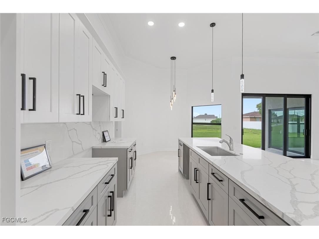 2005 NW 18th Street Cape Coral FL 33993 2025011494 image11