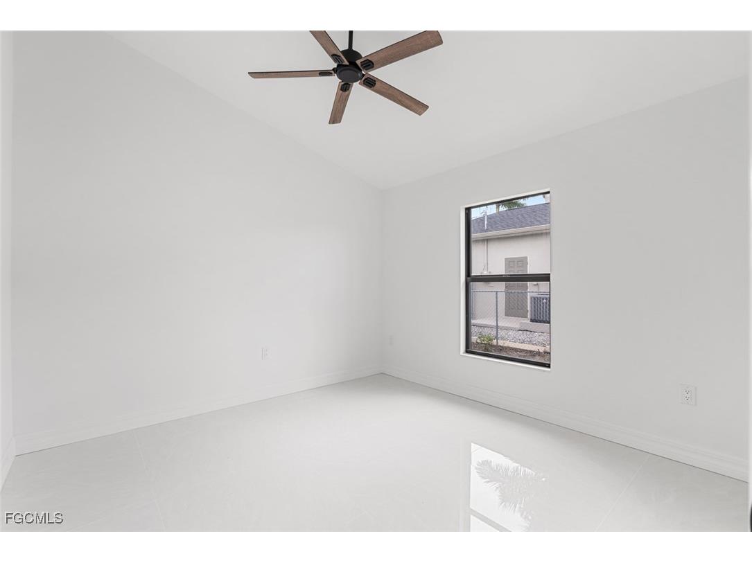 2005 NW 18th Street Cape Coral FL 33993 2025011494 image12