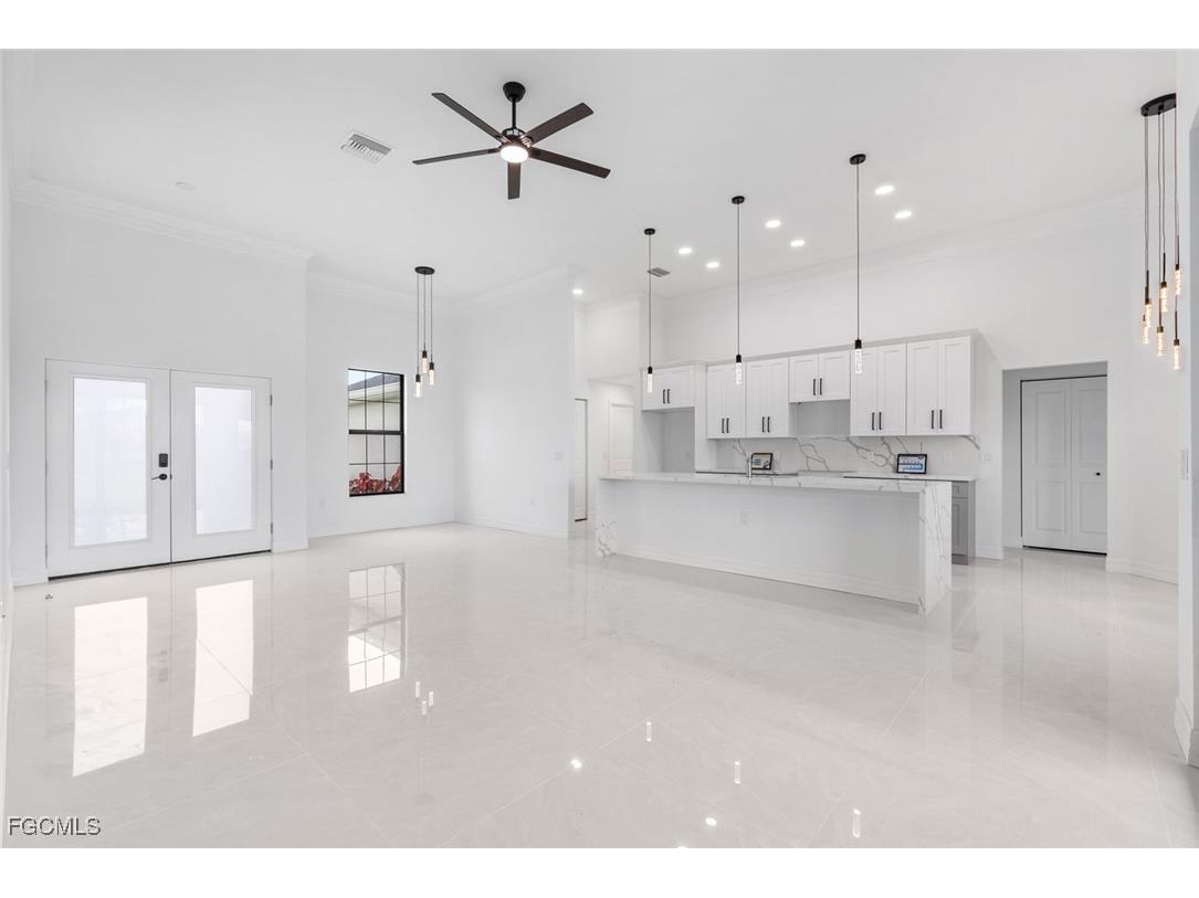 2005 NW 18th Street Cape Coral FL 33993 2025011494 image7