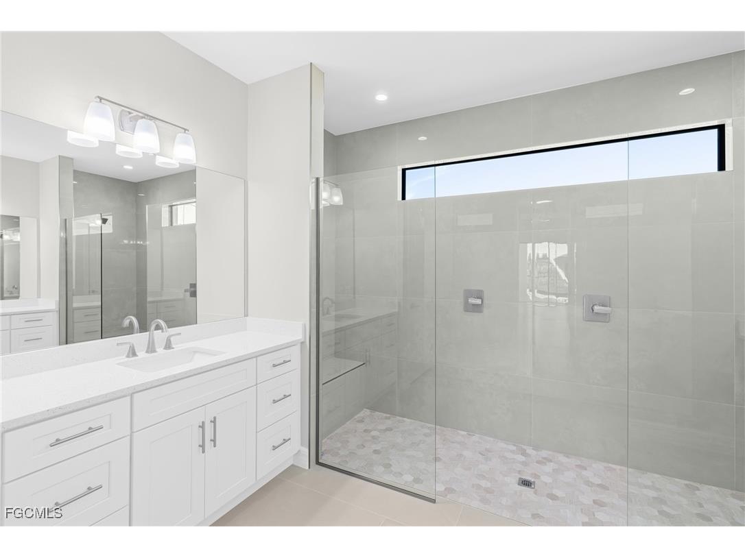 2005 NW 32nd Court Cape Coral FL 33993 2025019049 image24