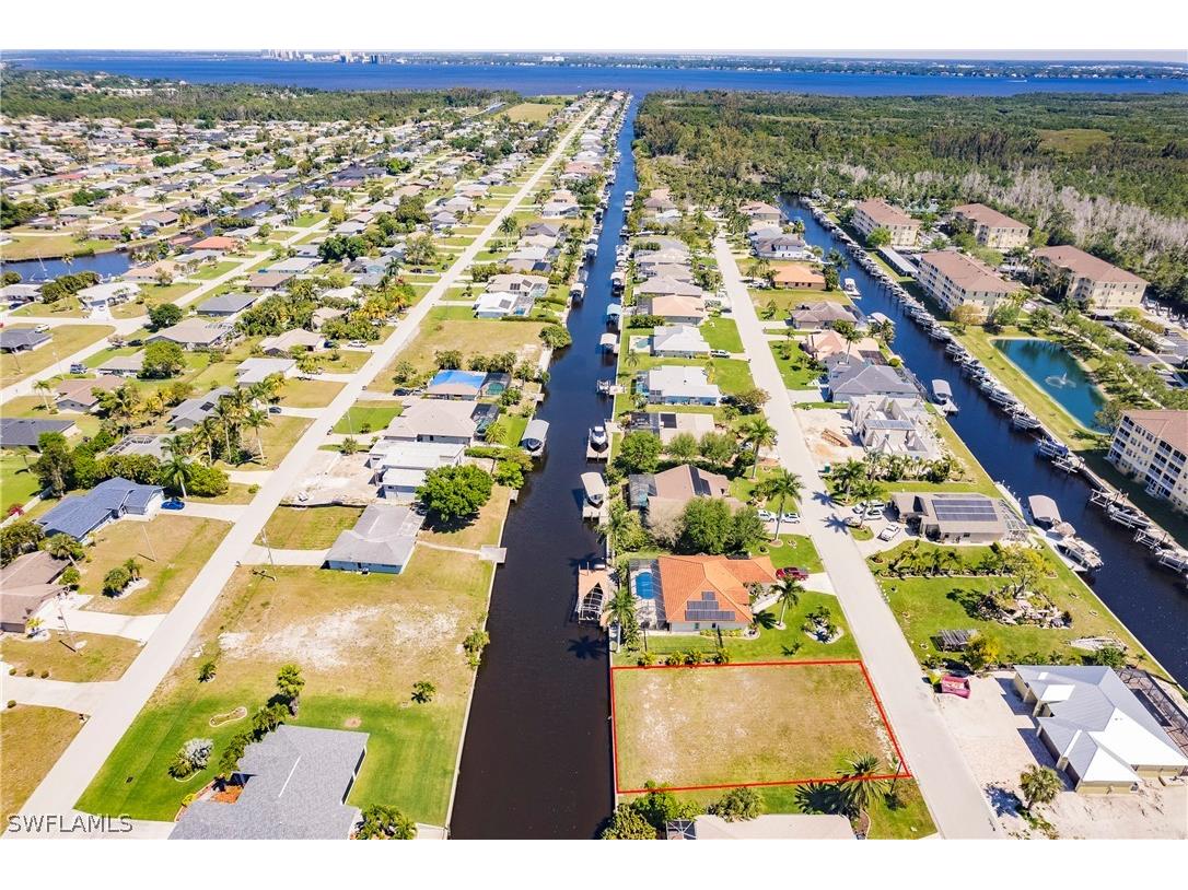 2005 Ottersrest Lane Cape Coral FL 33990 224025925 image1