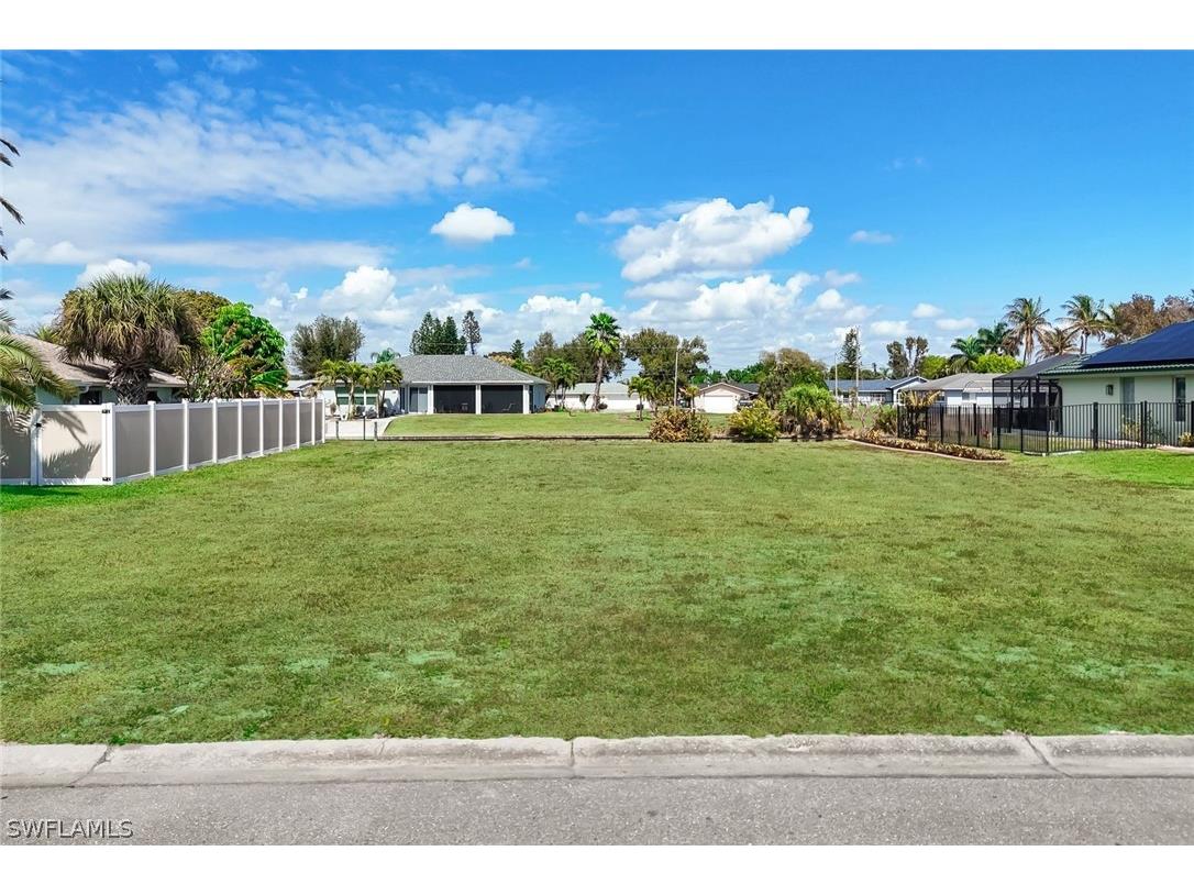 2005 Ottersrest Lane Cape Coral FL 33990 226007691 image3