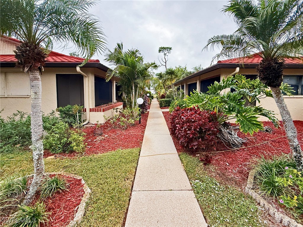 2005 Pine Isle Lane #2005 Naples FL 34112 226004651 image1