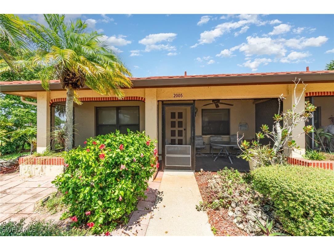 2005 Pine Isle Lane Naples FL 34112 225070453 image2