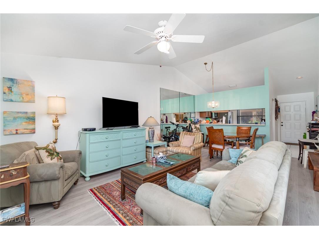 2005 Pine Isle Lane Naples FL 34112 225070453 image3