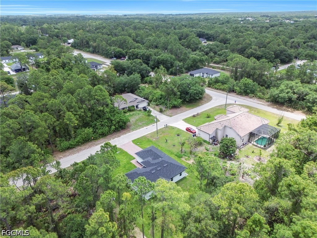 2005 Robert Avenue Alva FL 33920 2026020535 image5