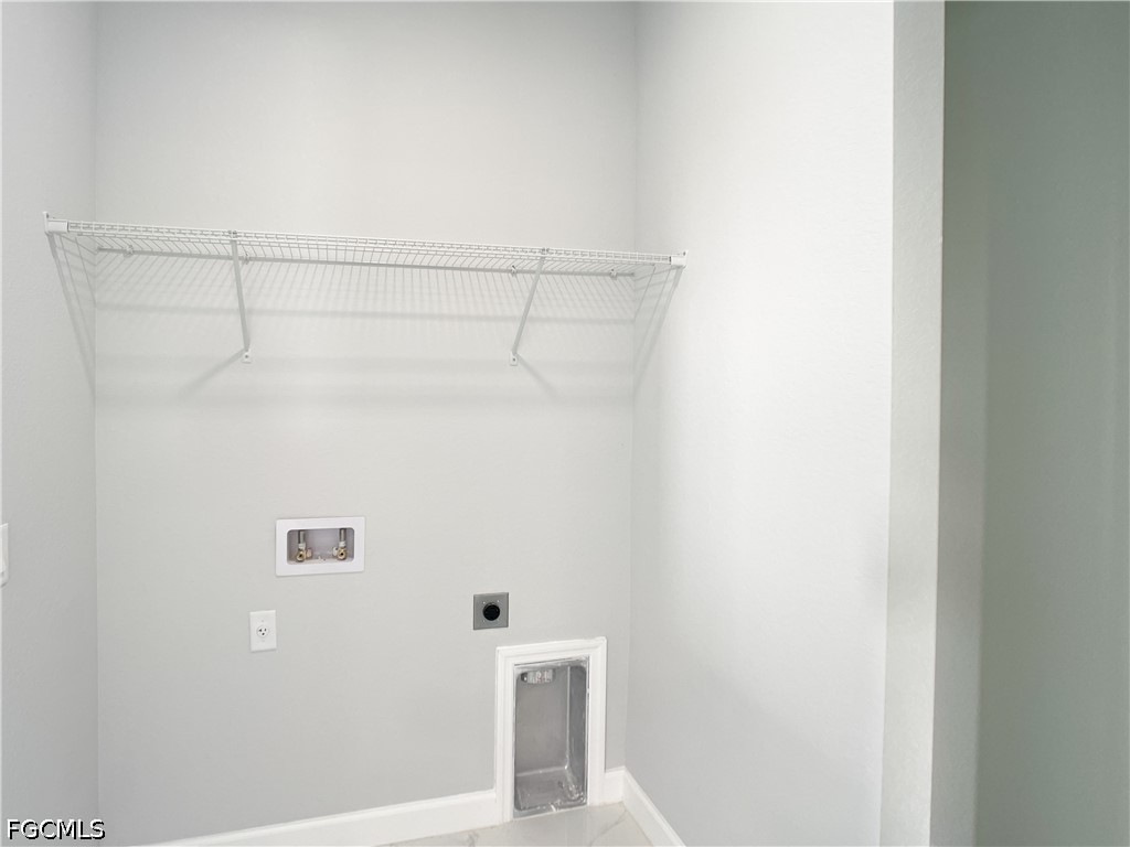 2005 SW 2nd Terrace Cape Coral FL 33991 2026021048 image11