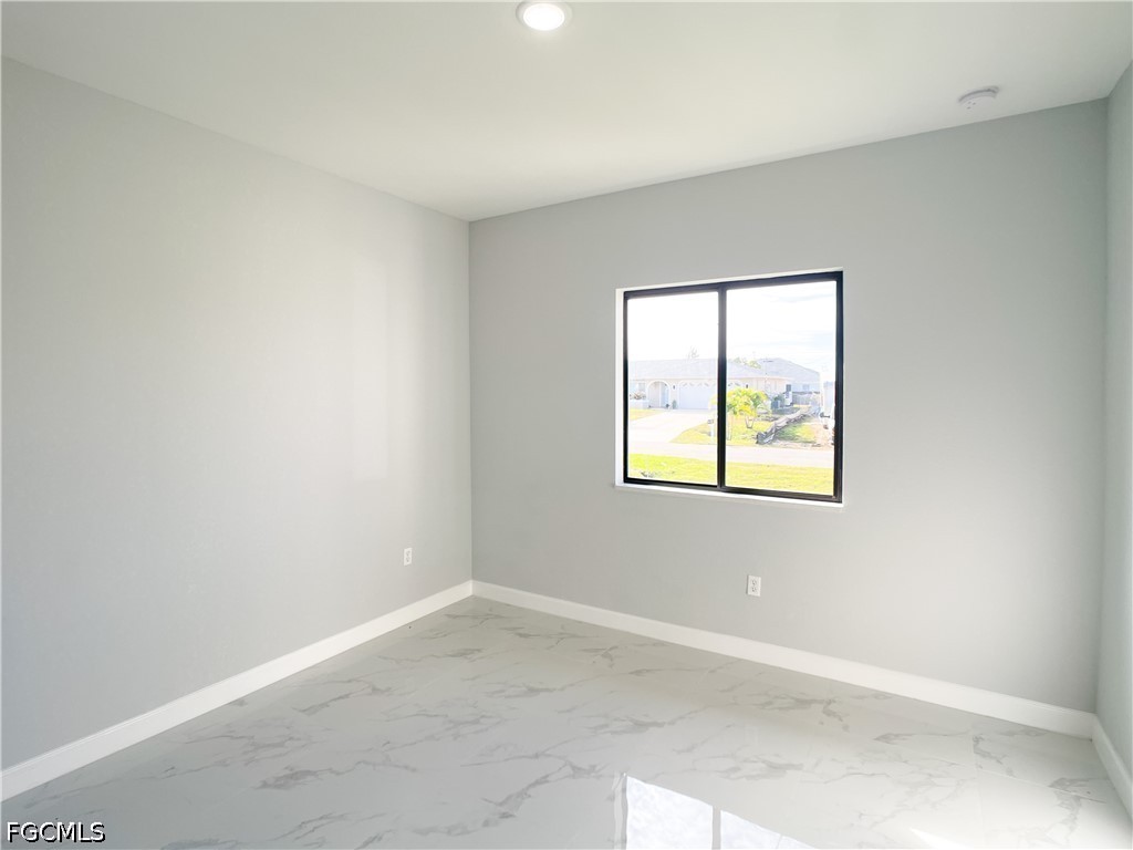 2005 SW 2nd Terrace Cape Coral FL 33991 2026021048 image8