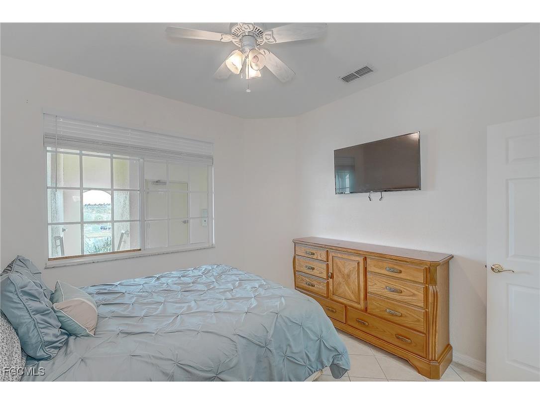 20051 Sanibel View Circle #303 Fort Myers FL 33908 2025009676 image7