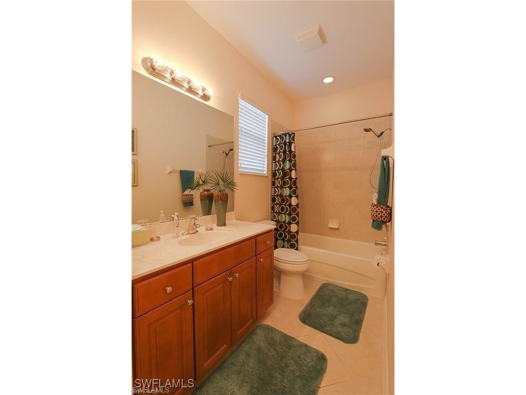 20056 Larino Loop Estero FL 33928 225031031 image31