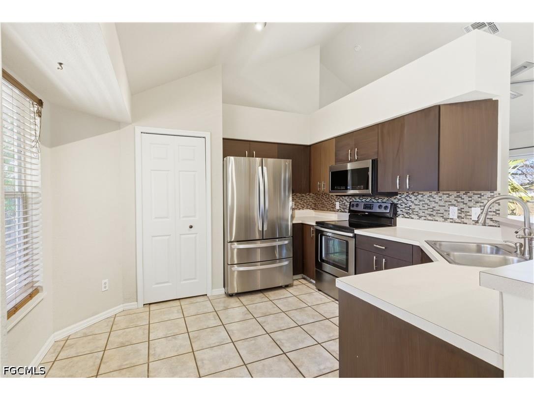 2006 NW 21st Avenue Cape Coral FL 33993 2026014388 image17