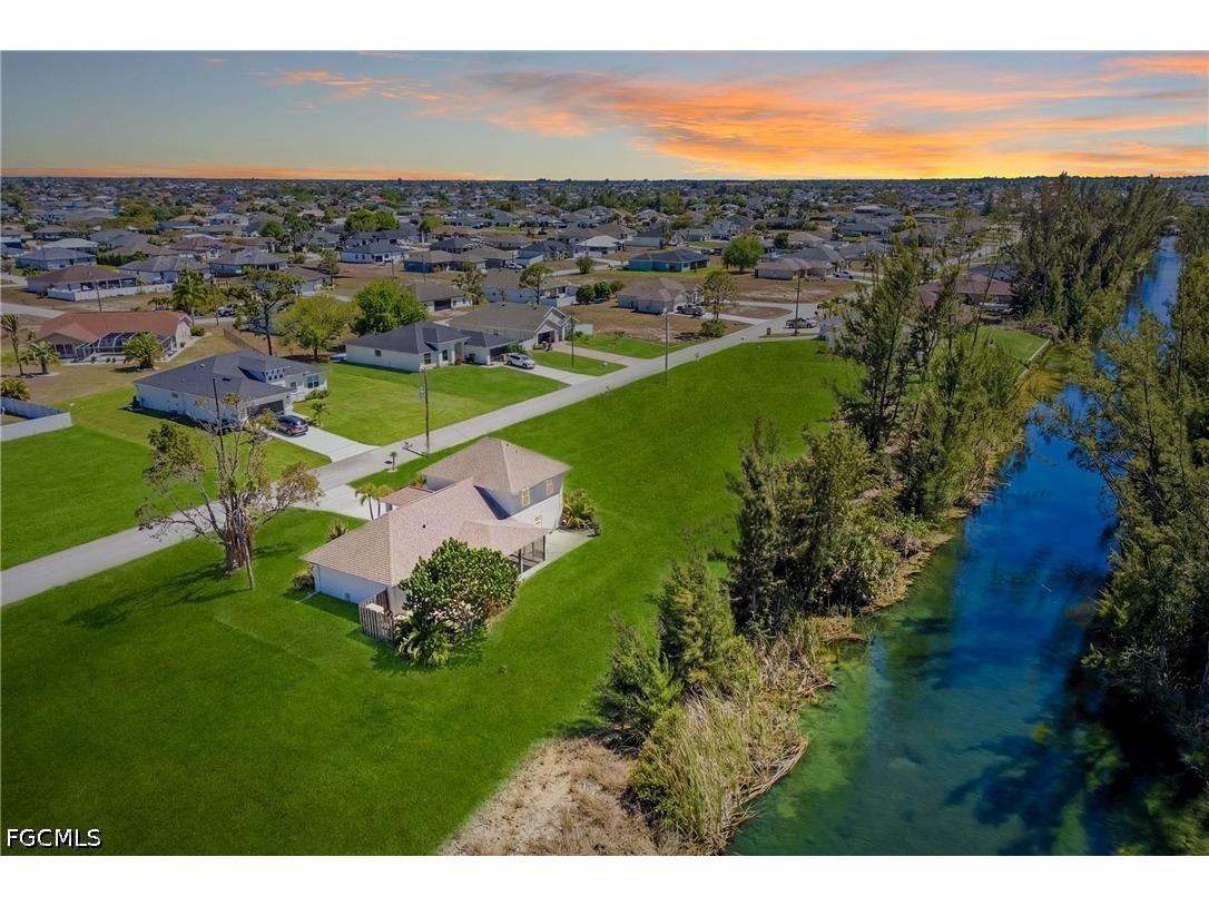 2006 NW 21st Avenue Cape Coral FL 33993 2026014388 image2