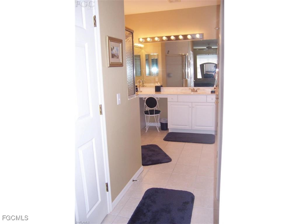 20061 Sanibel View Circle #203 Fort Myers FL 33908 2025000370 image11