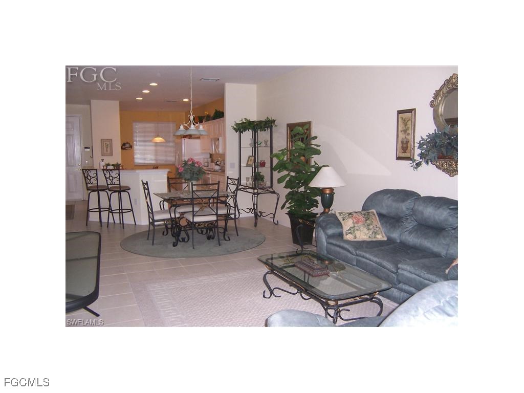 20061 Sanibel View Circle #203 Fort Myers FL 33908 2025000370 image8