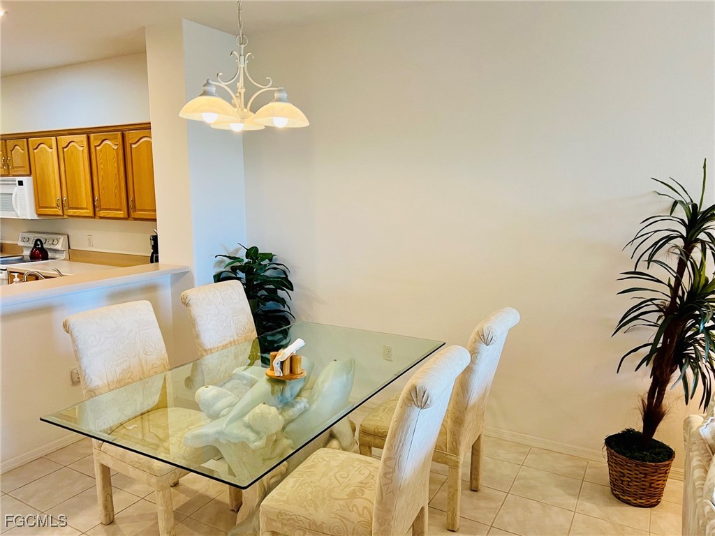 20061 Sanibel View Circle #204 Fort Myers FL 33908 2025005998 image4