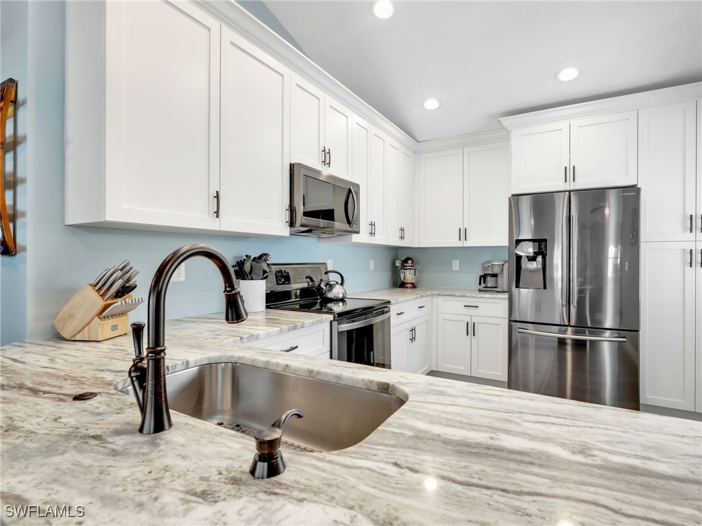 20065 Serene Meadow Lane Estero FL 33928 225077256 image1