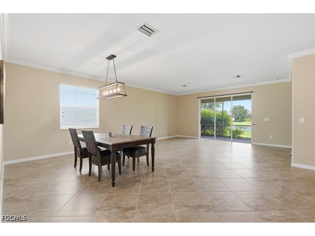 2007 Parson Street Naples FL 34120 2026025533 image4